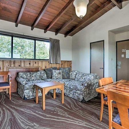 Burkesville Apt With Deck, Views And Pool Access! Exterior photo